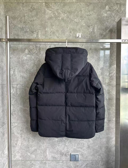 Canada Goose MacMillan Black Logo