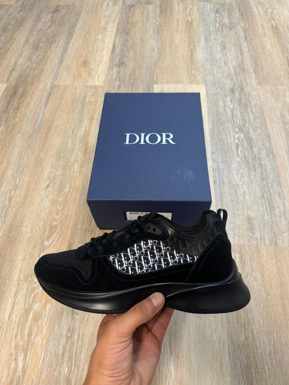 Dior B25